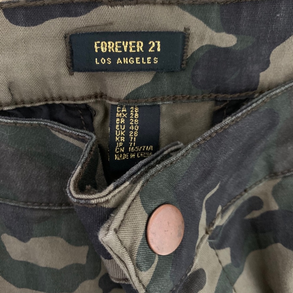 Forever 21 Camo Pants - Picture 2 of 3
